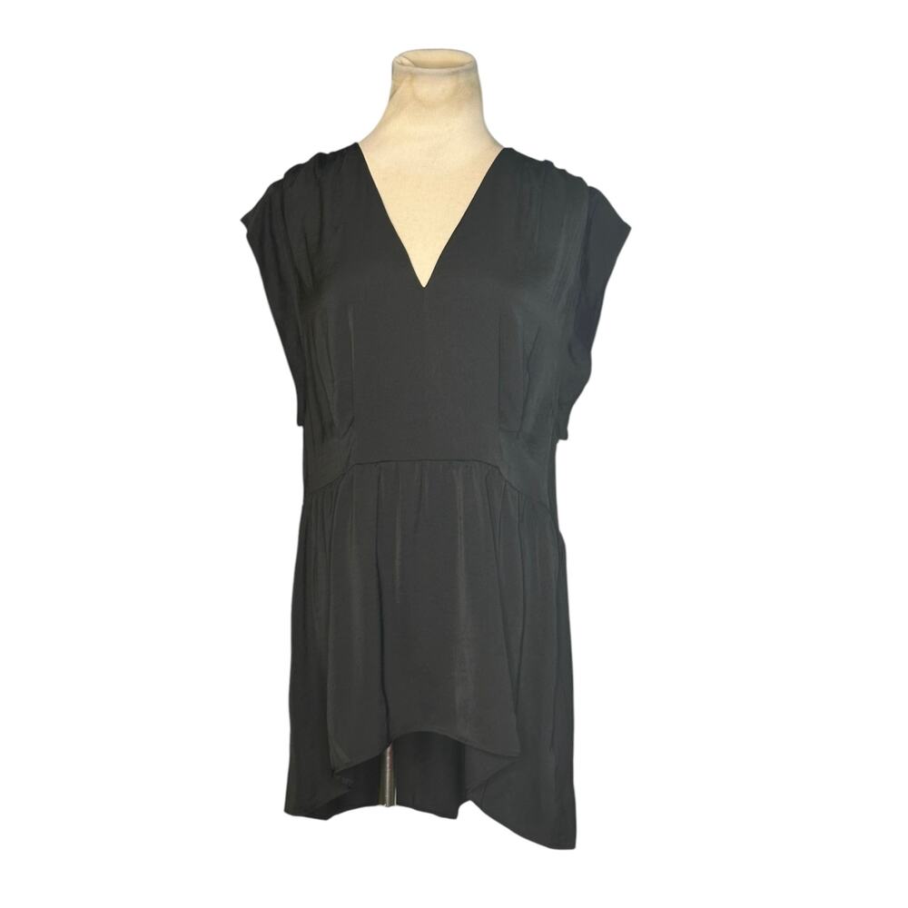 Express black short sleeves hi low tunic blouse size M